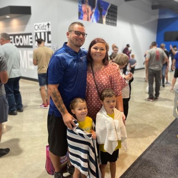 Meet your Posher, Trinity - Picture 1 of 1